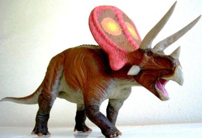 1/20 Scale Torosaurus