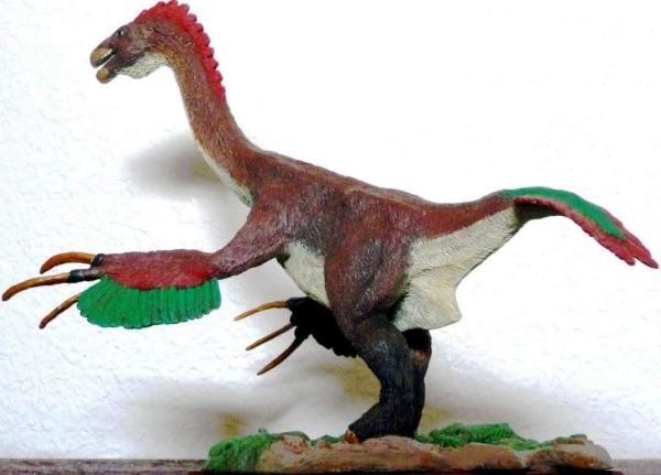 1/20 Scale Therezinosaurus
