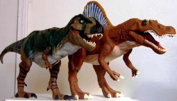 Custom Spinosaurus and Bull TRex